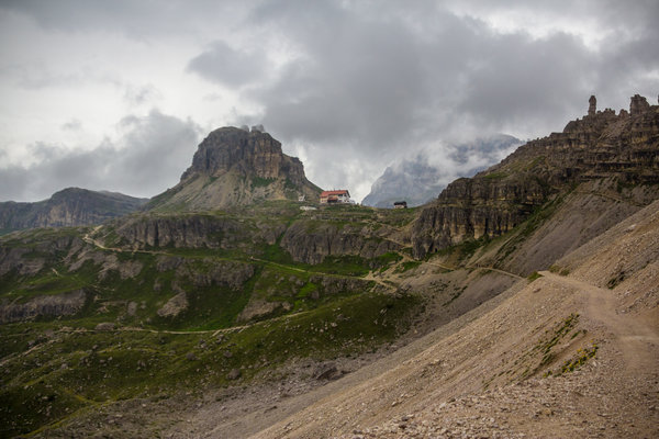 The Lavaredo mountain hut