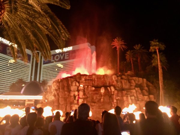 The volcano show in front of the Mirage