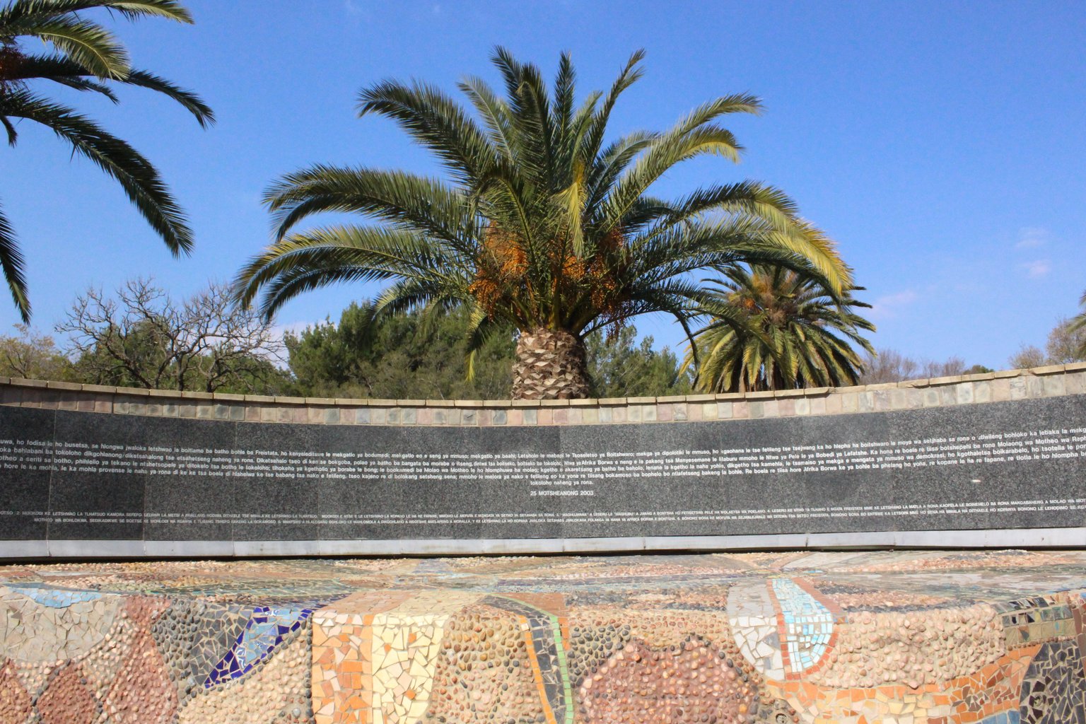 Discover Bloemfontein: City Hall, Hertzogt Square and Surrounding Parks